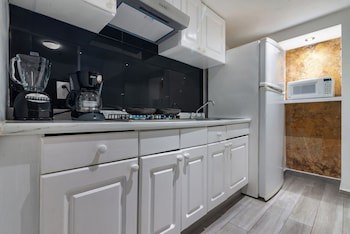 European Life Style Executive Suites & Gallery