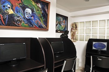 European Life Style Executive Suites & Gallery