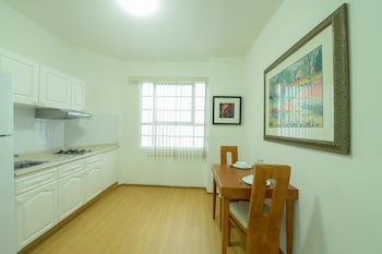 European Life Style Executive Suites & Gallery