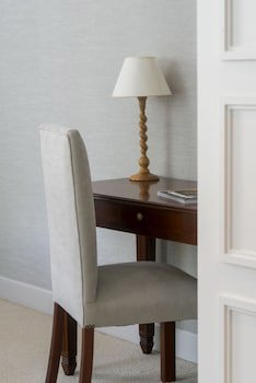 Kefalari Suites