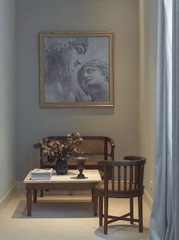 Kefalari Suites