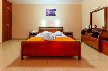 Faros 1 Hotel