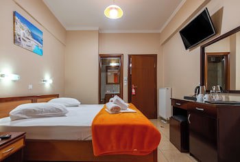 Faros 1 Hotel