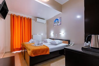Faros 1 Hotel