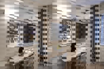 Almond Business Hotel