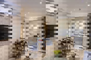 Almond Business Hotel