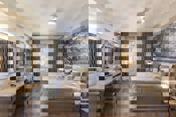 Almond Business Hotel