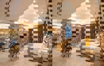 Almond Business Hotel