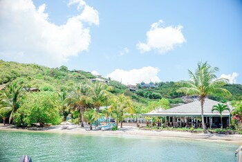 Le Phare Bleu Marina Resort