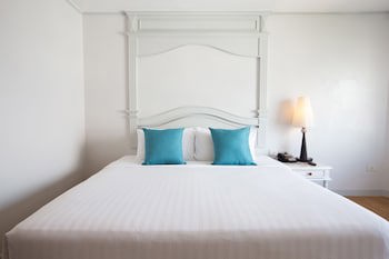 Ch Hotel