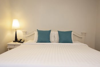 Ch Hotel