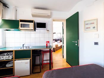Hostal Athenas