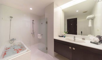 Furamaxclusive Asoke Hotel