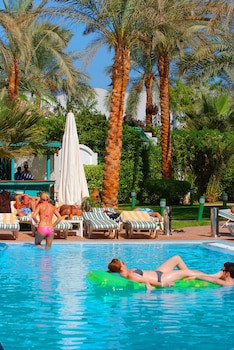 Falcon Hills Hotel