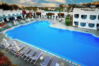 Falcon Hills Hotel