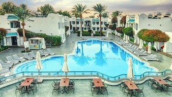 Falcon Hills Hotel