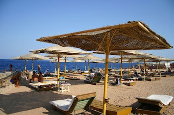 Falcon Hills Hotel