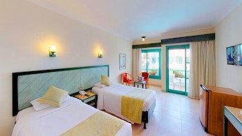 Falcon Hills Hotel