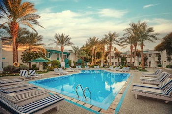 Falcon Hills Hotel