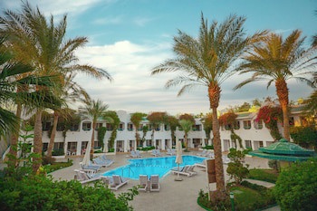 Falcon Hills Hotel