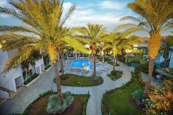 Falcon Hills Hotel