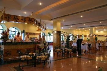 Falcon Hills Hotel