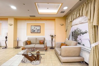 Faros 2 Hotel