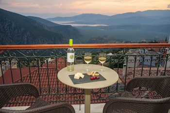 Fedriades Delphi Hotel