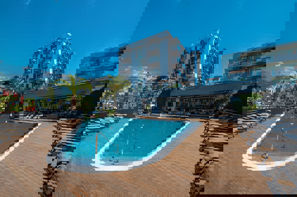 Lake Front Hotel Mirage