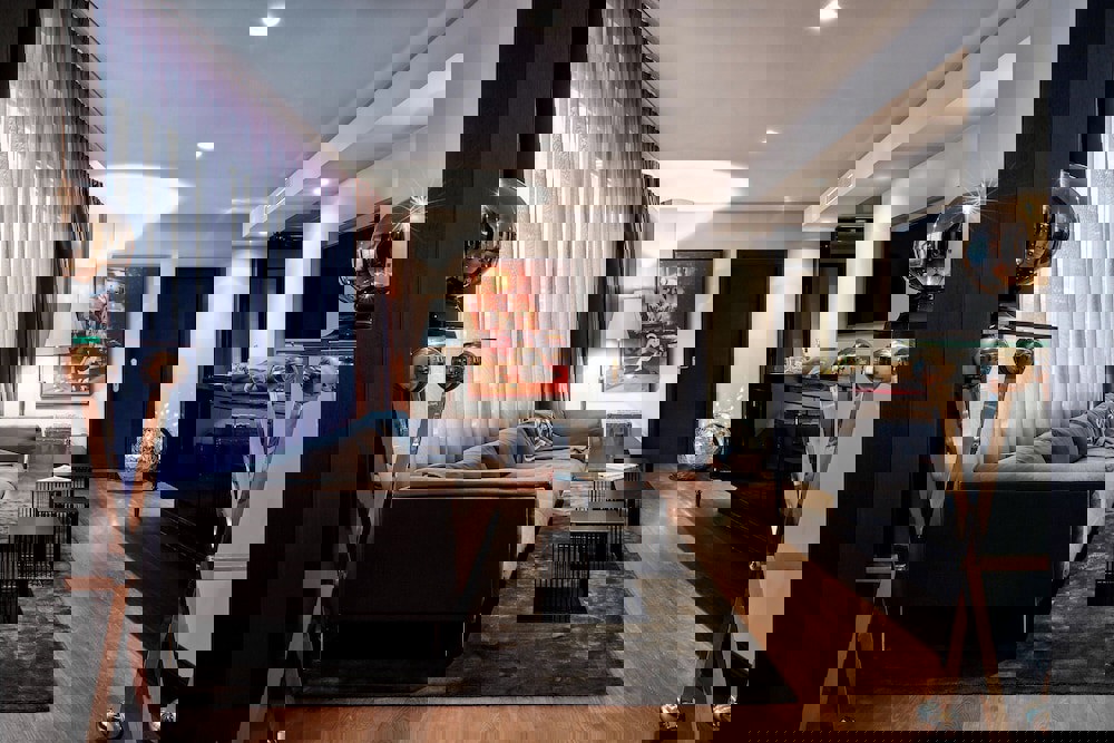 Roomers Frankfurt Central, Autograph Collection