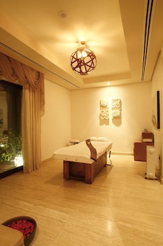 Desert Islands Resort & Spa By Anantara