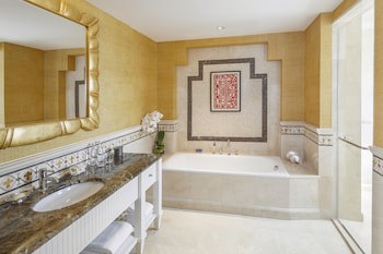 Desert Islands Resort & Spa By Anantara