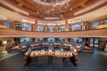 Desert Islands Resort & Spa By Anantara