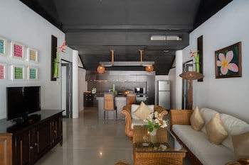 Dhevan Dara Resort & Spa
