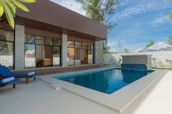 Dhevan Dara Resort & Spa