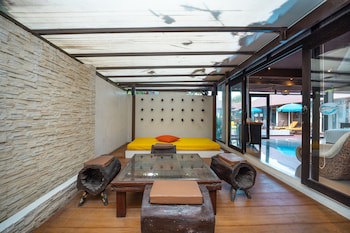 Dhevan Dara Resort & Spa