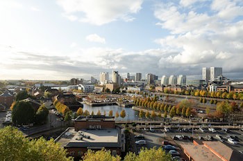 Ac Hotel By Marriott, Manchester Salford Quays