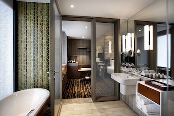 Crowne Plaza Changi Airport, An Ihg Hotel
