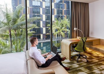 Crowne Plaza Changi Airport, An Ihg Hotel