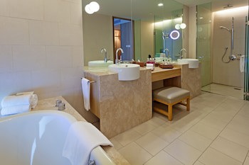 Crowne Plaza Changi Airport, An Ihg Hotel