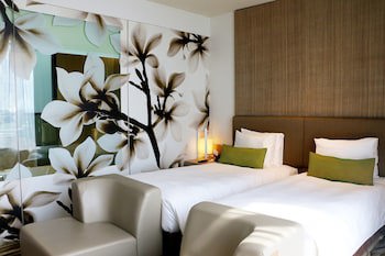 Crowne Plaza Changi Airport, An Ihg Hotel