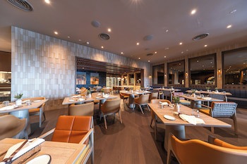 Crowne Plaza Changi Airport, An Ihg Hotel
