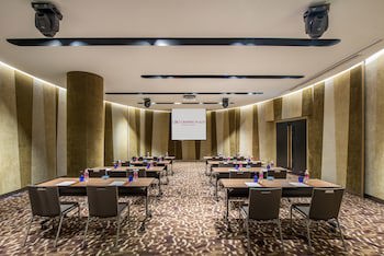 Crowne Plaza Changi Airport, An Ihg Hotel