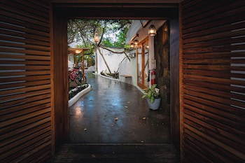 Blu Galapagos Sustainable Waterfront Lodge