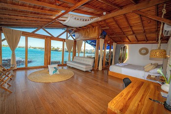 Blu Galapagos Sustainable Waterfront Lodge