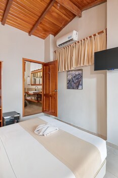 Blu Galapagos Sustainable Waterfront Lodge