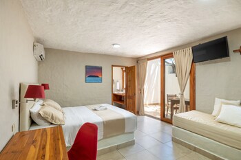 Blu Galapagos Sustainable Waterfront Lodge