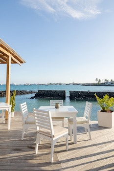 Blu Galapagos Sustainable Waterfront Lodge