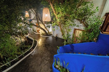 Blu Galapagos Sustainable Waterfront Lodge