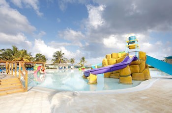 Grand Palladium Lady Hamilton Resort & Spa All Inclusive